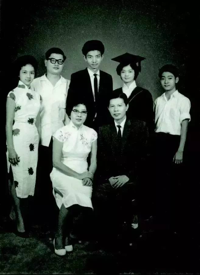 生活中的暖色说课_生活中的暖色优质课_生活中的暖色教学过程